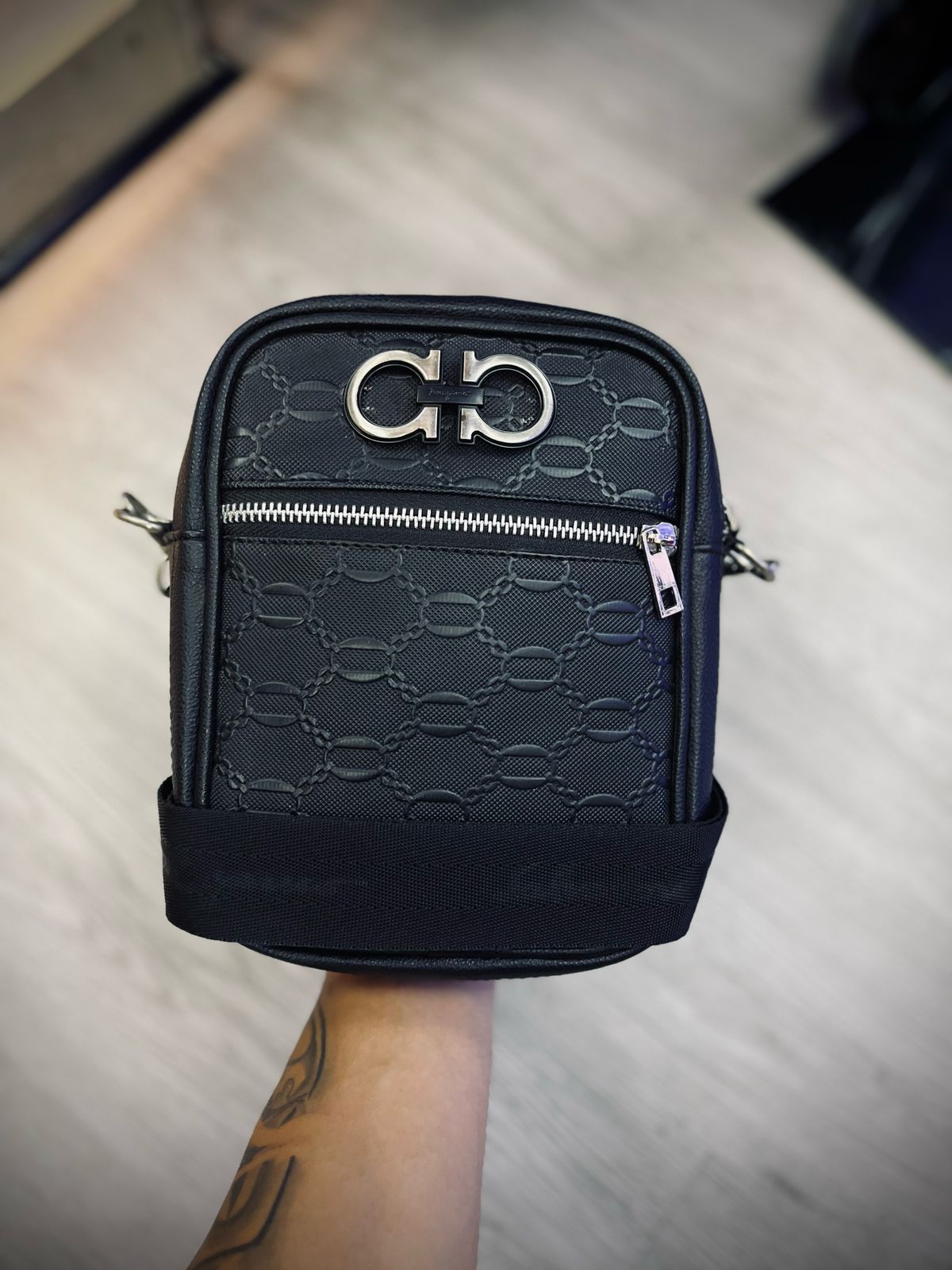 bolso tipo carrier multimarcas 💥💥